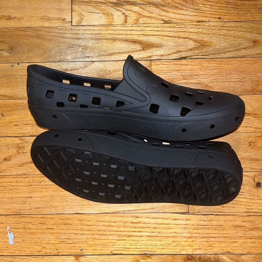 Vans Slip On Trek